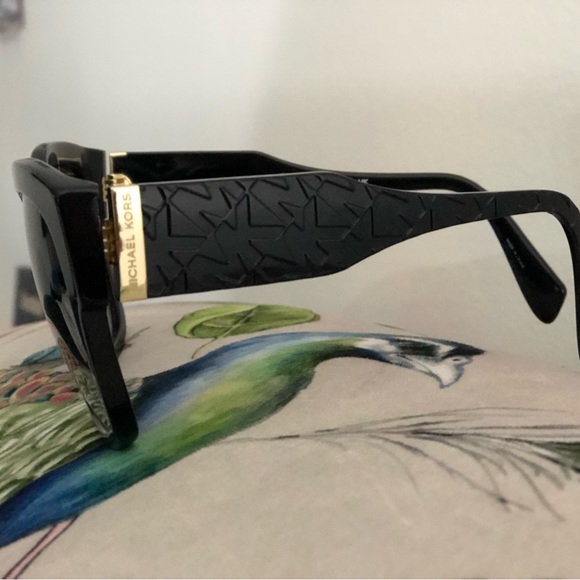 Michael Kors sunglasses - Picture 6 of 8